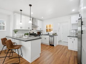 8724 Macarthur Boulevard, Oakland CA 94605