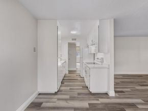 305 Tradewinds Drive 7, San Jose CA 95123