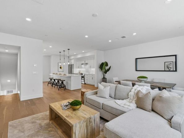 200 Oak Circle, Walnut Creek CA 94597