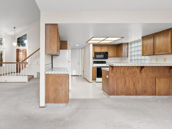 915 Kara Way, Campbell CA 95008