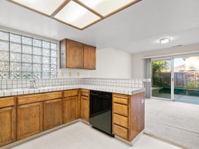 915 Kara Way, Campbell CA 95008