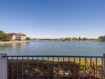 1000 Davit Lane