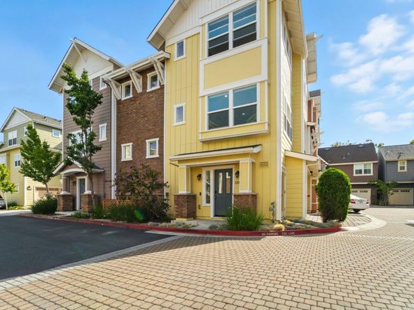 1201 S Hummingbird Lane, San Mateo CA 94402