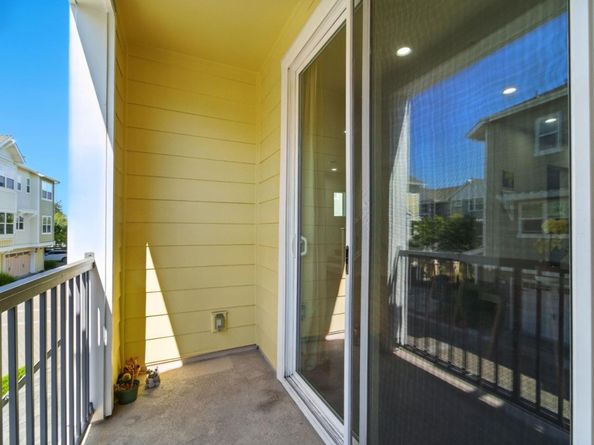 1201 S Hummingbird Lane, San Mateo CA 94402