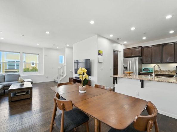 1201 S Hummingbird Lane, San Mateo CA 94402