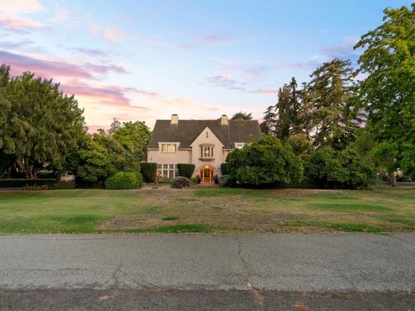 1190 Emory Street, San Jose CA 95126