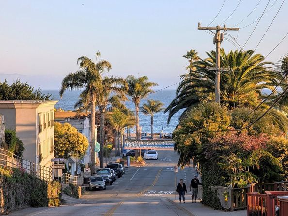 319 McCormick Avenue, Capitola CA 95010