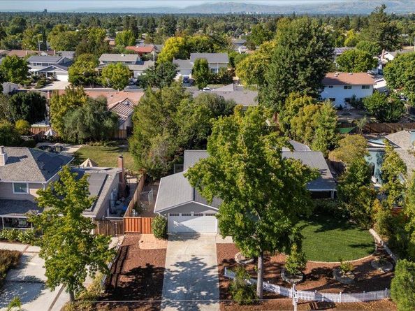 119 Belcrest Drive, Los Gatos CA 95032