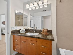1168 La Rochelle Terrace B, Sunnyvale CA 94089