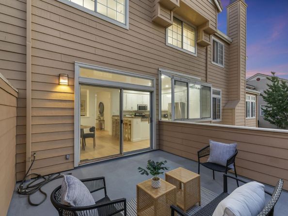 1168 La Rochelle Terrace B, Sunnyvale CA 94089