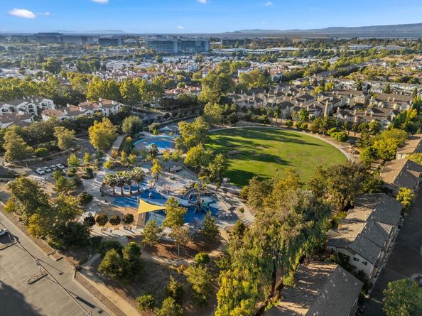 1168 La Rochelle Terrace B, Sunnyvale CA 94089
