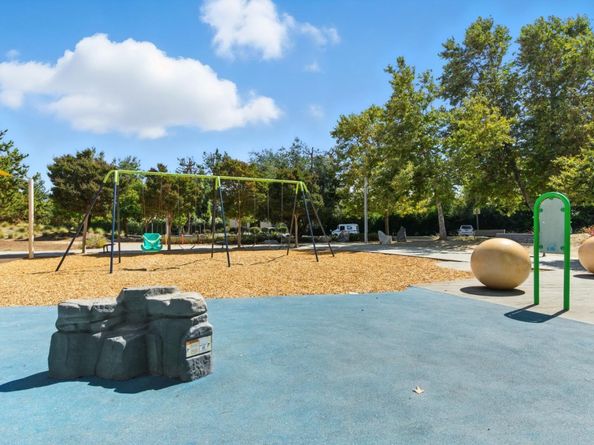1168 La Rochelle Terrace B, Sunnyvale CA 94089