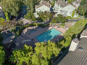 1168 La Rochelle Terrace B, Sunnyvale CA 94089