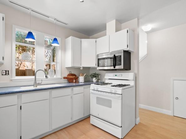 141 Walk Circle, Santa Cruz CA 95060