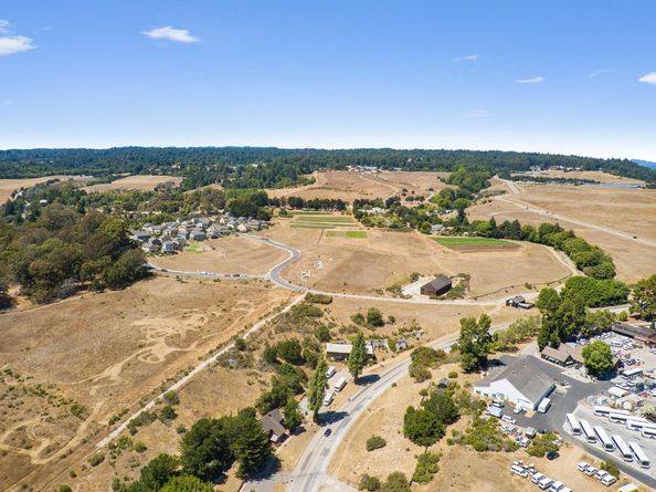 141 Walk Circle, Santa Cruz CA 95060
