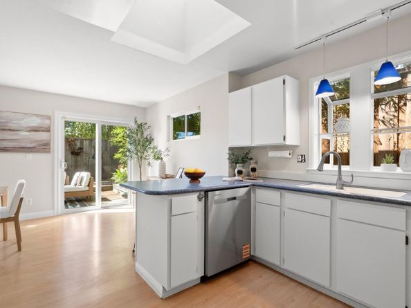 141 Walk Circle, Santa Cruz CA 95060
