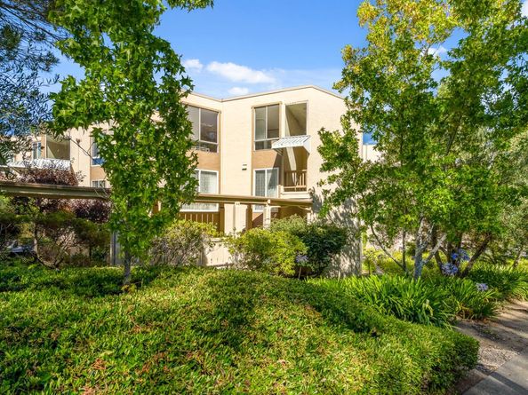 320 Vallejo Drive 40, Millbrae CA 94030