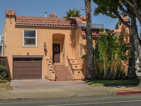 700 Howard Avenue, Burlingame CA 94010