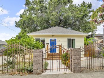 39 S 23rd Street