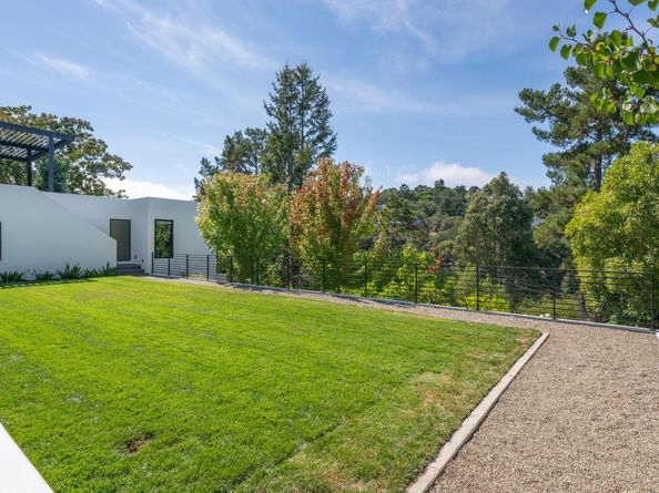 5 Drayton Road, Hillsborough CA 94010