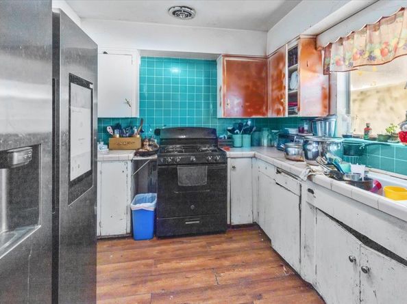 896 S Almaden Avenue, San Jose CA 95110