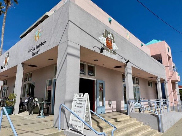 1122 Seabright Avenue, Santa Cruz CA 95062