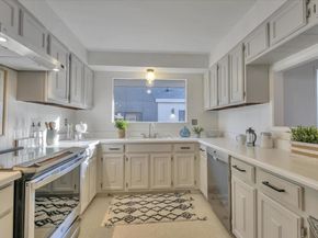 103 Darlington ln, Soquel CA 95073