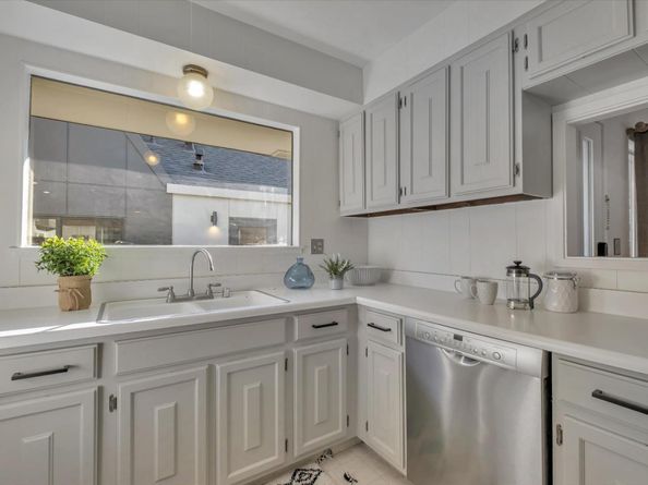 103 Darlington ln, Soquel CA 95073