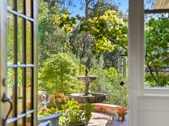 Undisclosed Address #ML82023022, Los Gatos CA 95032