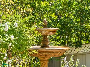 Undisclosed Address #ML82023022, Los Gatos CA 95032