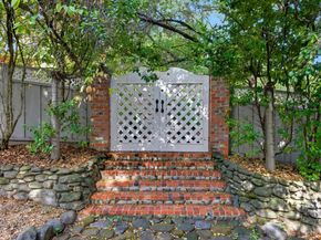 Undisclosed Address #ML82023022, Los Gatos CA 95032