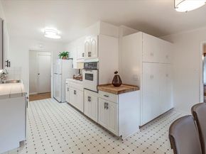 938 Round Hill Road, Redwood City CA 94061