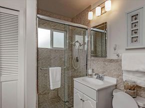 938 Round Hill Road, Redwood City CA 94061