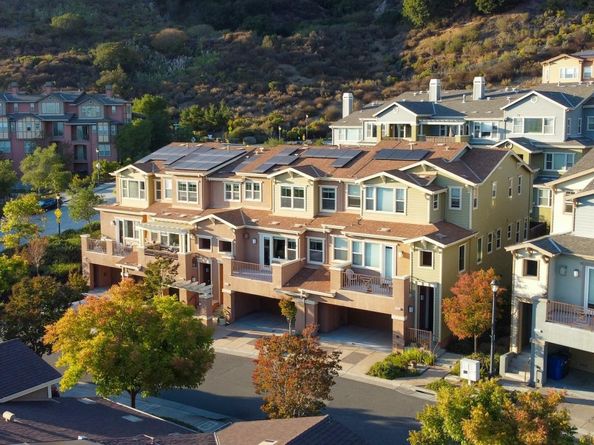 6264 Rocky Point Court, Oakland CA 94605