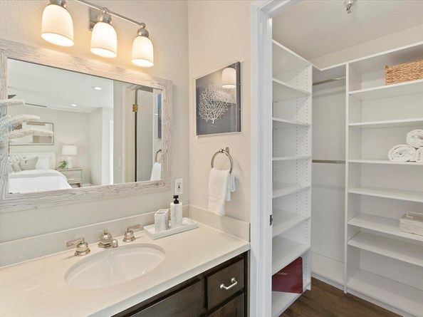 363 N Rengstorff Avenue 5, Mountain View CA 94043