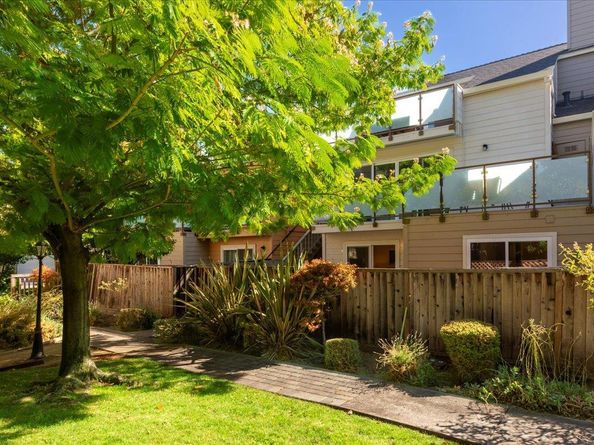 363 N Rengstorff Avenue 5, Mountain View CA 94043