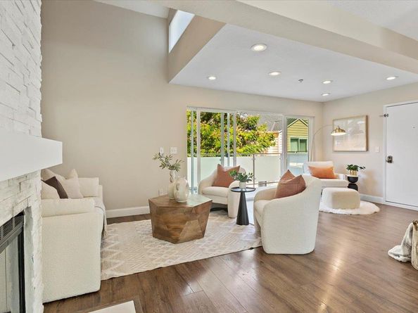 363 N Rengstorff Avenue 5, Mountain View CA 94043