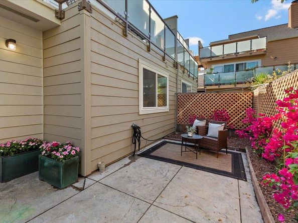 363 N Rengstorff Avenue 5, Mountain View CA 94043