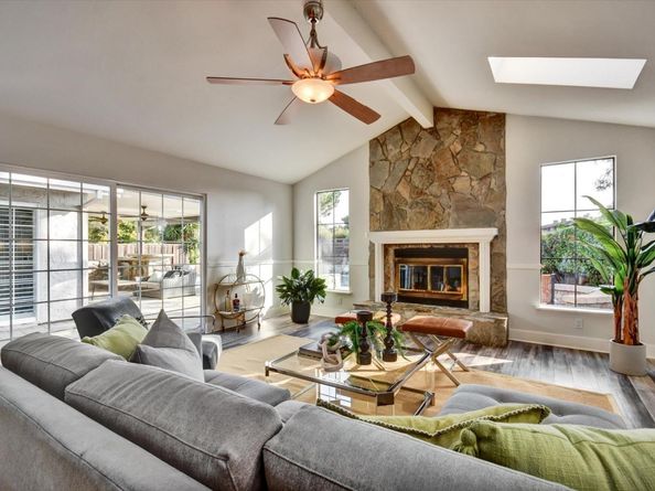 562 Seahorse Lane, Redwood City CA 94065