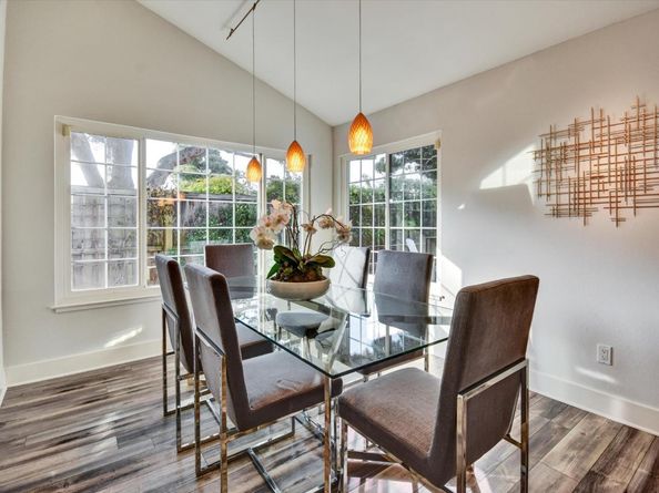 562 Seahorse Lane, Redwood City CA 94065
