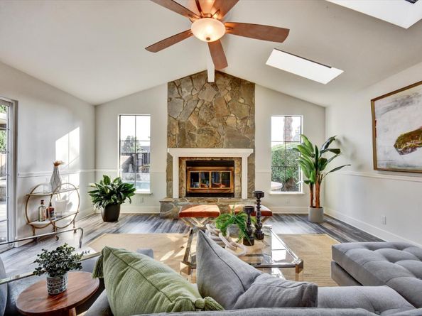 562 Seahorse Lane, Redwood City CA 94065