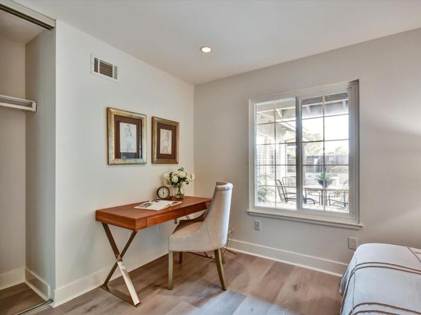 562 Seahorse Lane, Redwood City CA 94065