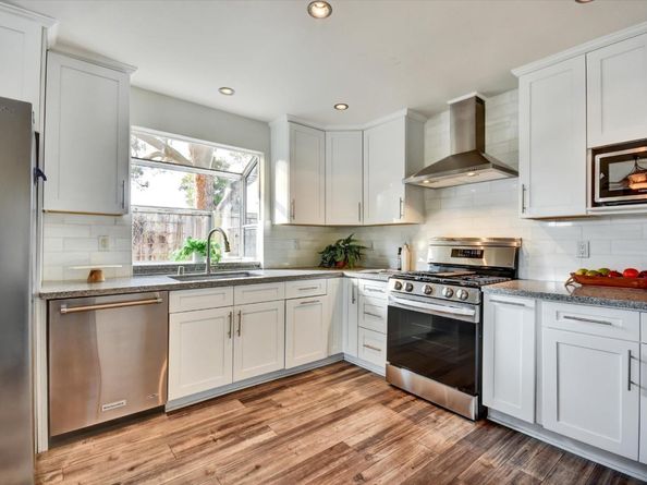 562 Seahorse Lane, Redwood City CA 94065