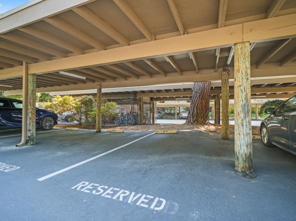 505 Cypress Point Drive 186, Mountain View CA 94043