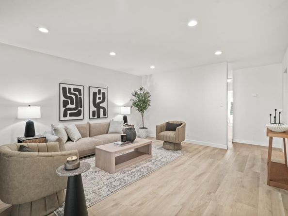 505 Cypress Point Drive 186, Mountain View CA 94043