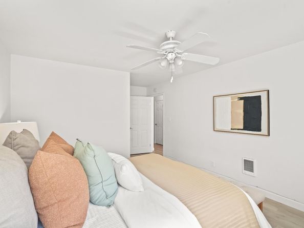 505 Cypress Point Drive 186, Mountain View CA 94043