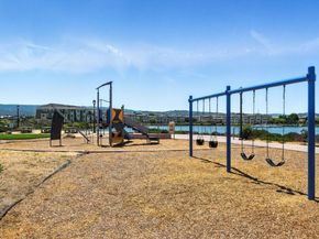 636 Fan Tail Way 905, Redwood City CA 94063