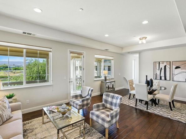 636 Fan Tail Way 905, Redwood City CA 94063