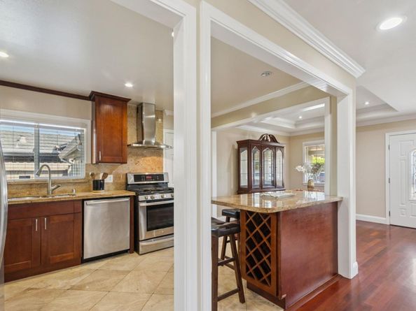 1662 Washington Street, San Mateo CA 94403