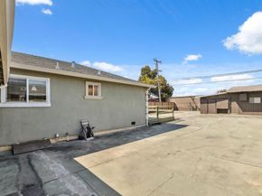 1662 Washington Street, San Mateo CA 94403